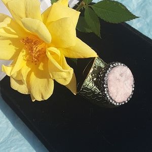 💕Nwt Golden Hamered Rhinestone 3/$30💕